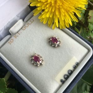 SOLD on M! ❌10k ruby earrings